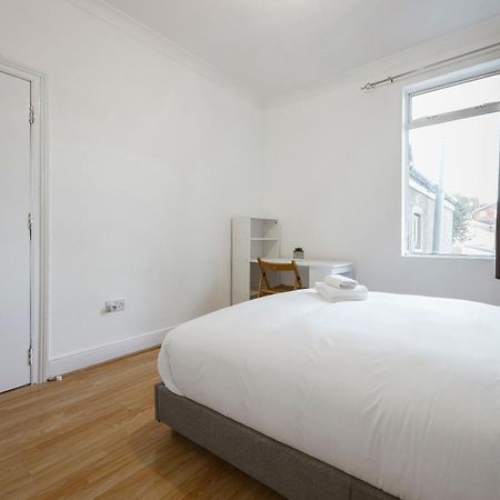 Stratford Double Rooms - 29 لندن المظهر الخارجي الصورة
